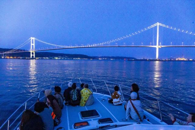 室蘭夜景ナイトクルージング