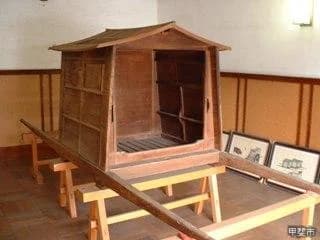 常説寺 白輿