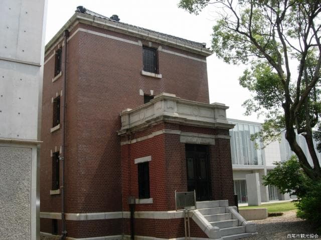 岩瀬文庫・旧書庫