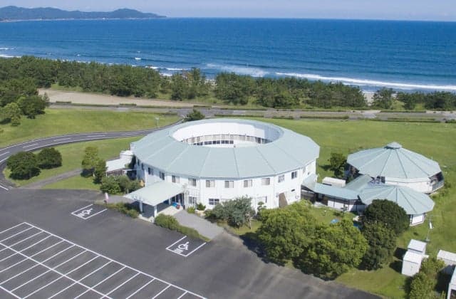 ネスト・ウエストガーデン土佐(外観)