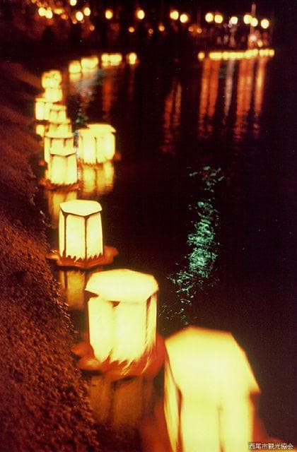 万灯流し