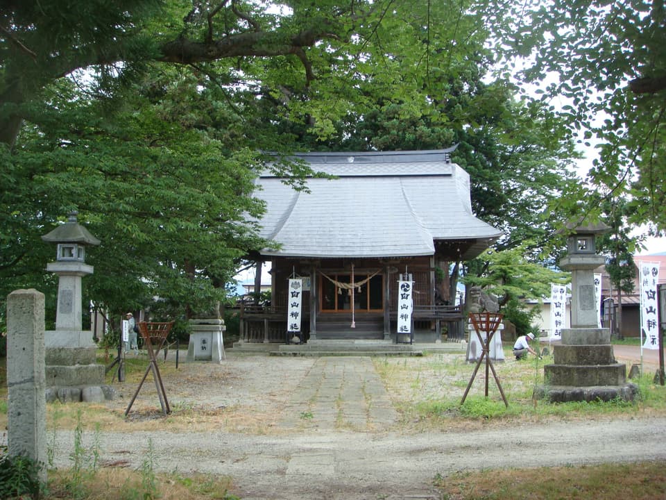 白山神社